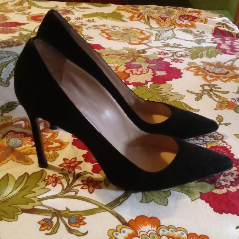 Manolo Blahnik pumps